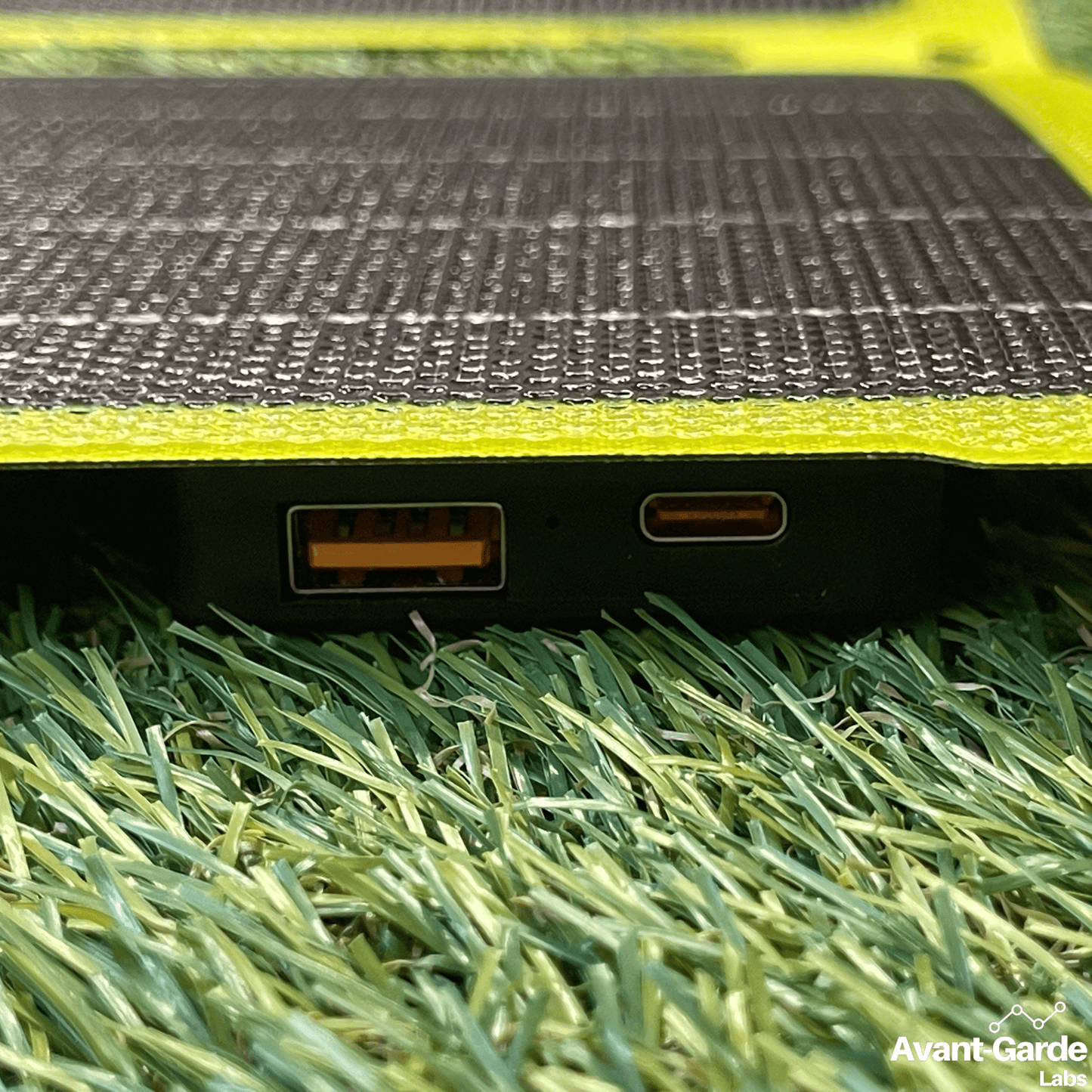 21 Watt Portable Rugged Flex Solar Panel - Avant - Garde Labs