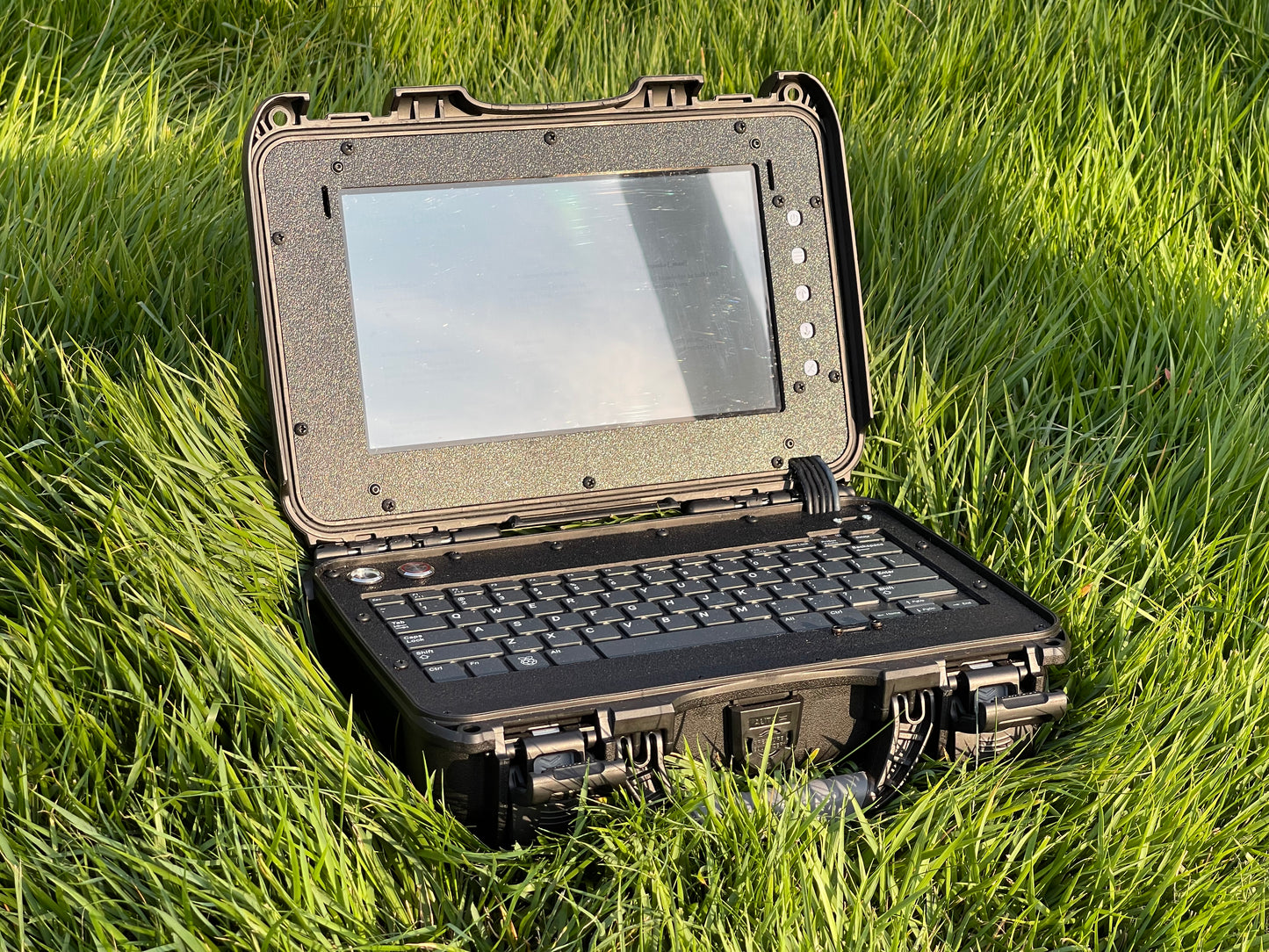 Anywhere Computer for Information Deserts (A.C.I.D) V2 Archive Laptop Apocalypse No Internet Doomsday Device Rugged Off Grid Untraceable